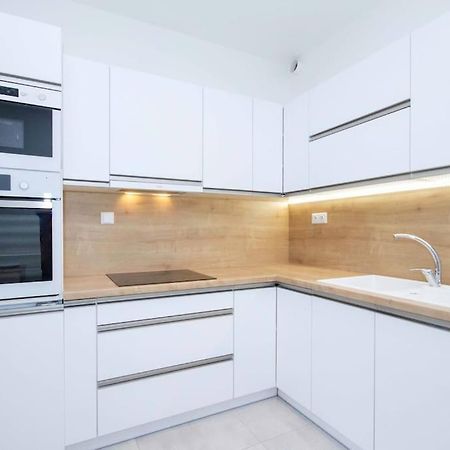 Apartment In Bratislava With Free Parking Esterno foto